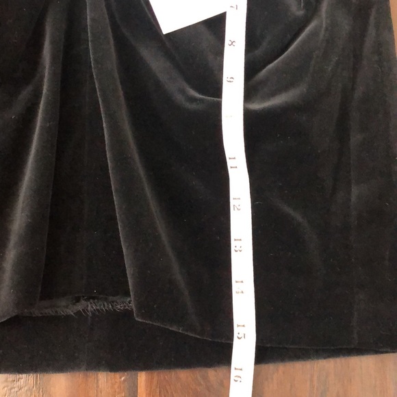 NWT Zara Black Velvet Draped Mini Skirt - Picture 7 of 9
